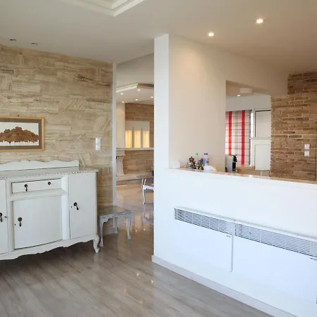 Penthouse -breathtaking Sea View-just On The