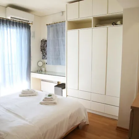 Penthouse -breathtaking Sea View-just On The アパート