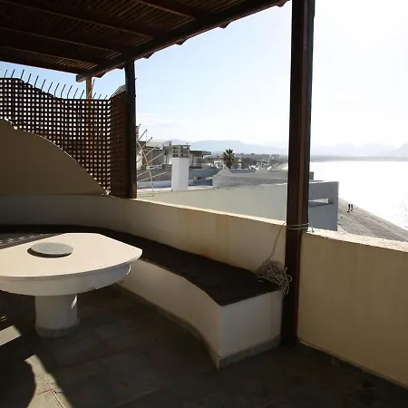 Penthouse -breathtaking Sea View-just On The Appartement Loutráki