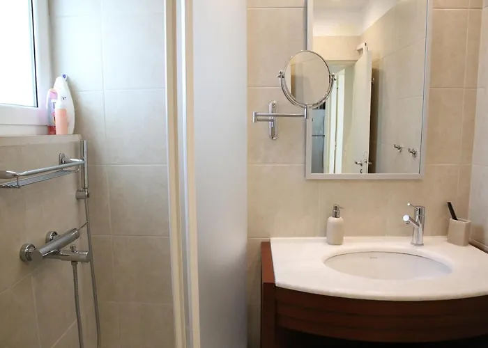 Penthouse -breathtaking Sea View-just On The * Loutráki