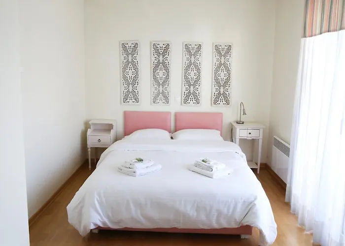 Penthouse -breathtaking Sea View-just On The דירה